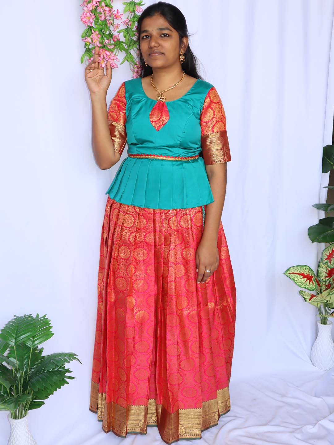 Roja Malar – Teen Duo Set