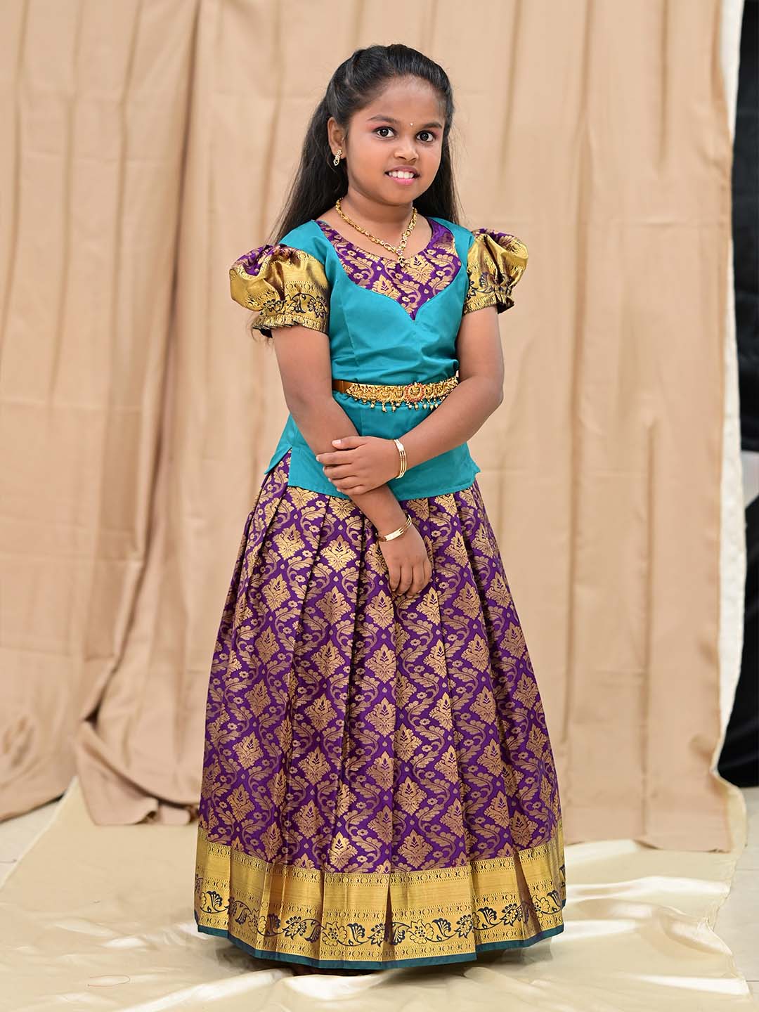 Mayuri Classic pavadai set