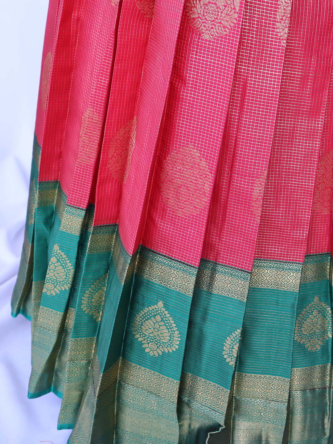Kanakambari Half Saree set