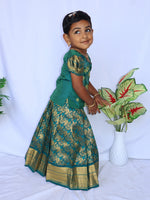 Neelambari Classic Pavadai Set
