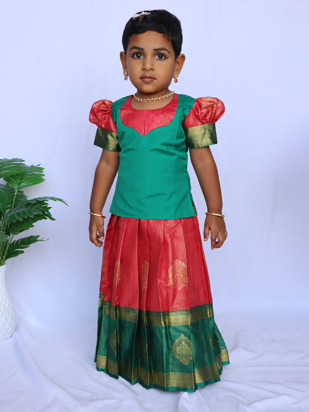 Kanakambari Festive Pavadai Set