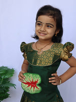 Maragatha Malar Classic Pavadai set
