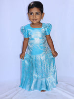 Velli Nilaa Royal Tissue Pavadai Set