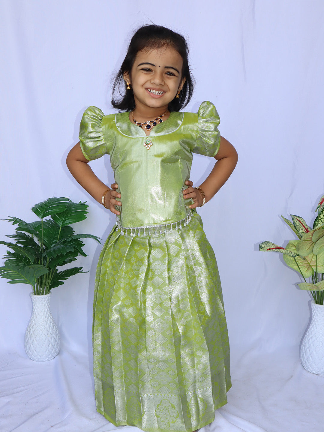 Vasantha Mullai Royal Tissue Pavadai Set