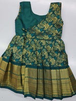 Neelambari Classic Newborn Baby Frock